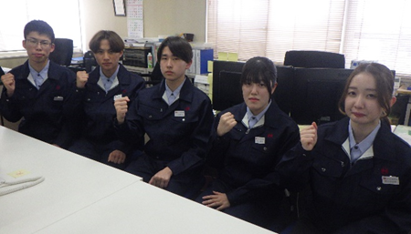 はりま建設の若手社員
